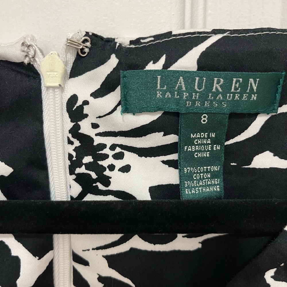Lauren Ralph Lauren Black and White Floral Print Ruched Sheath Dress Size 8 - Picture 4 of 10